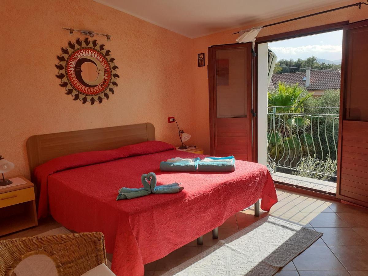 B&B Sa Funtana Кардеду Екстериор снимка
