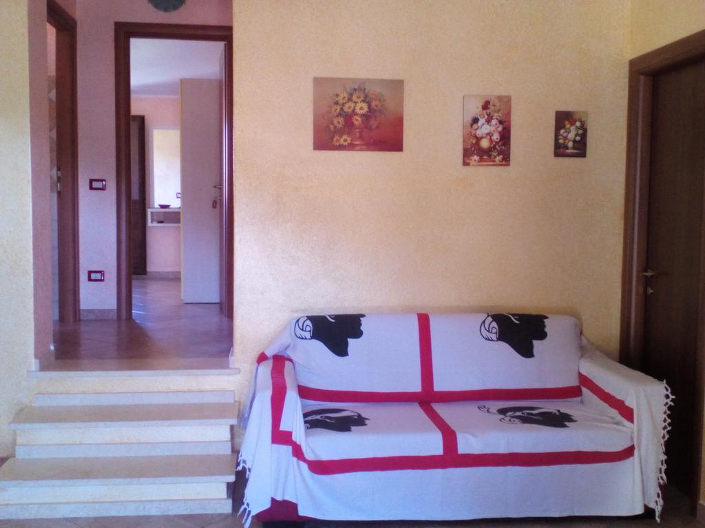 B&B Sa Funtana Кардеду Екстериор снимка